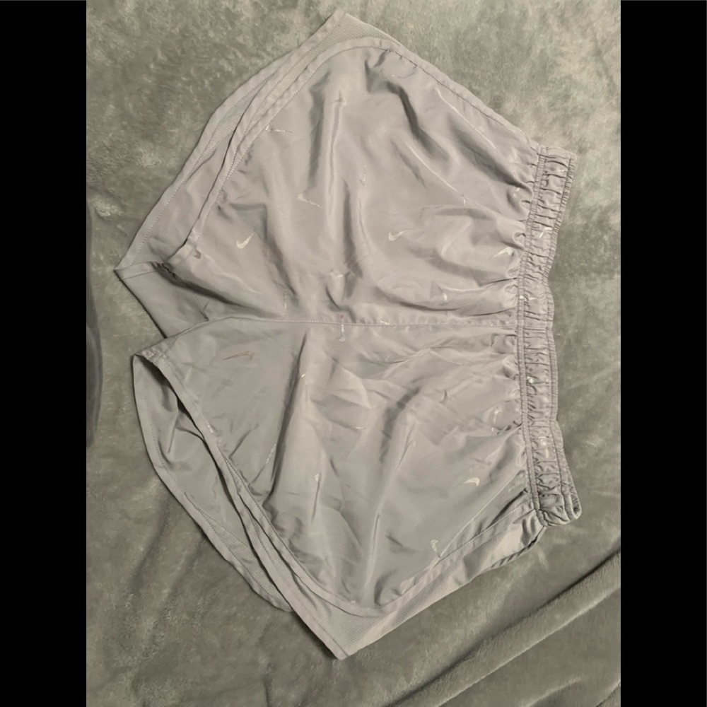 Nike Tempo Shorts Women - gray